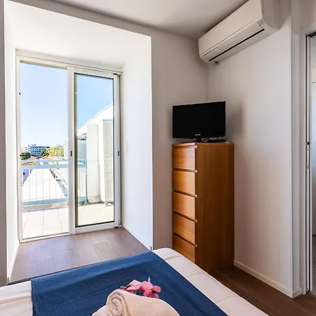 VUE DES ANGES AP4238 By Riviera Holiday Homes Niza Exterior foto
